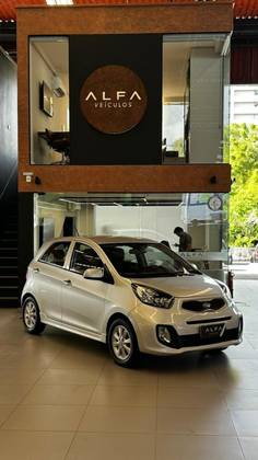 KIA PICANTO 1.0 EX 12V FLEX 4P AUTOMÁTICO KIA PICANTO 1.0 EX 12V FLEX 4P AUTOMÁTICO